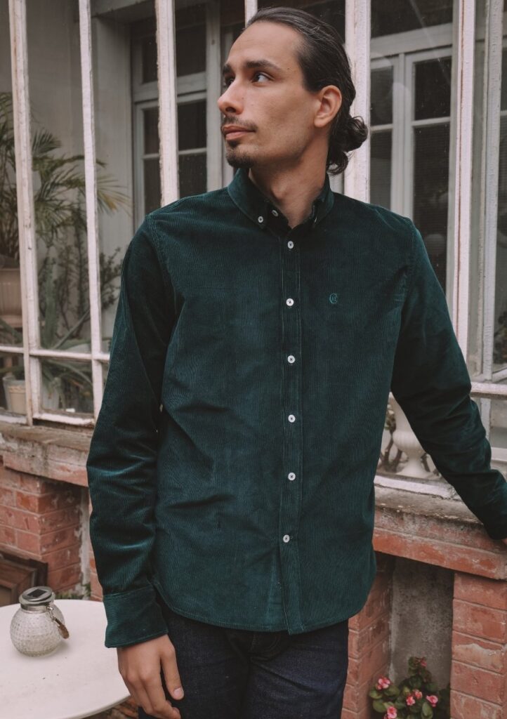 Chemise velours côtelé vert
