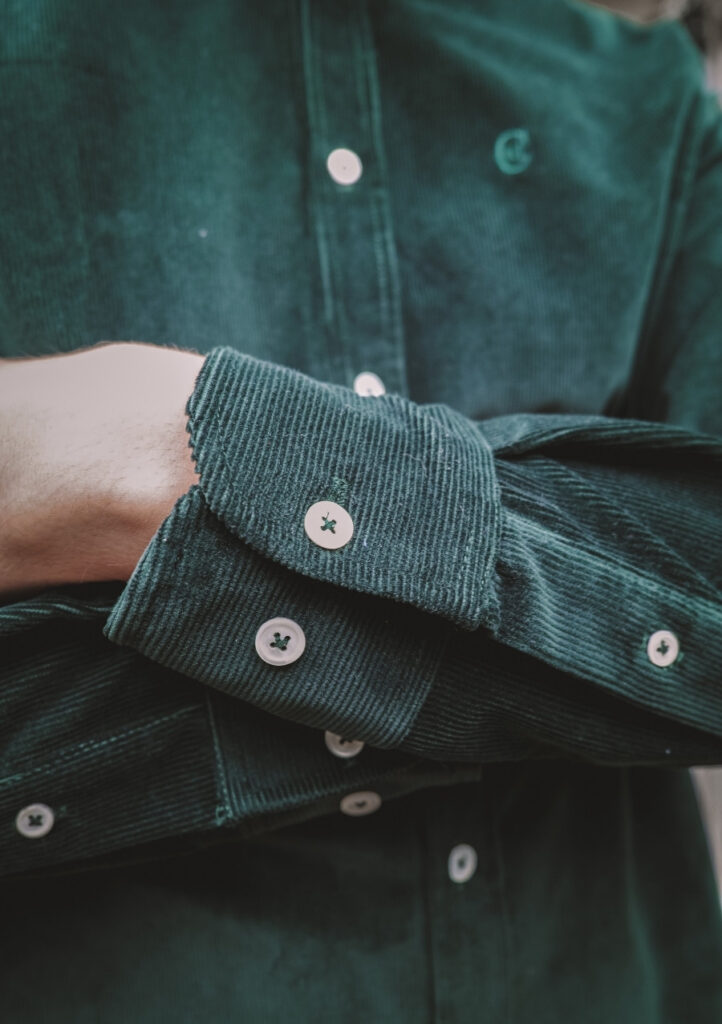 Chemise velours côtelé vert